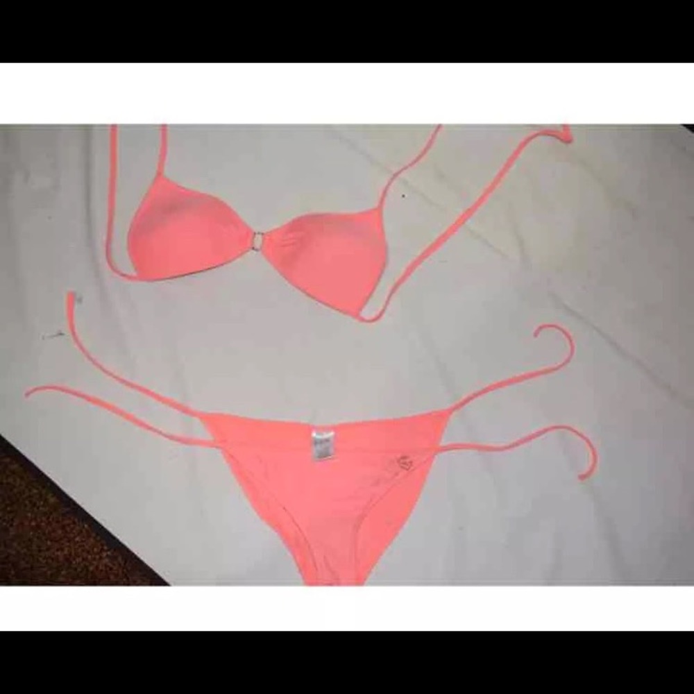 Coral Body Glove Women's XL Bikini Top and Bottoms